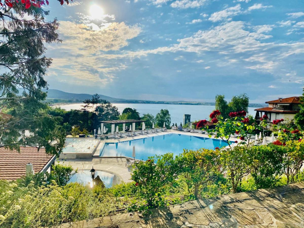 Santa Marina 2-Bedroom Apt. W/ Sea View + Terrace Sozopol Luaran gambar